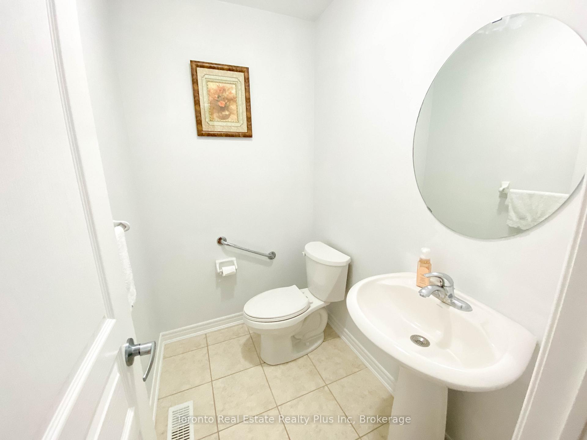 Photo 22 of 7 Braehead Drive, Richmond Hill, Jefferson — HOMEH