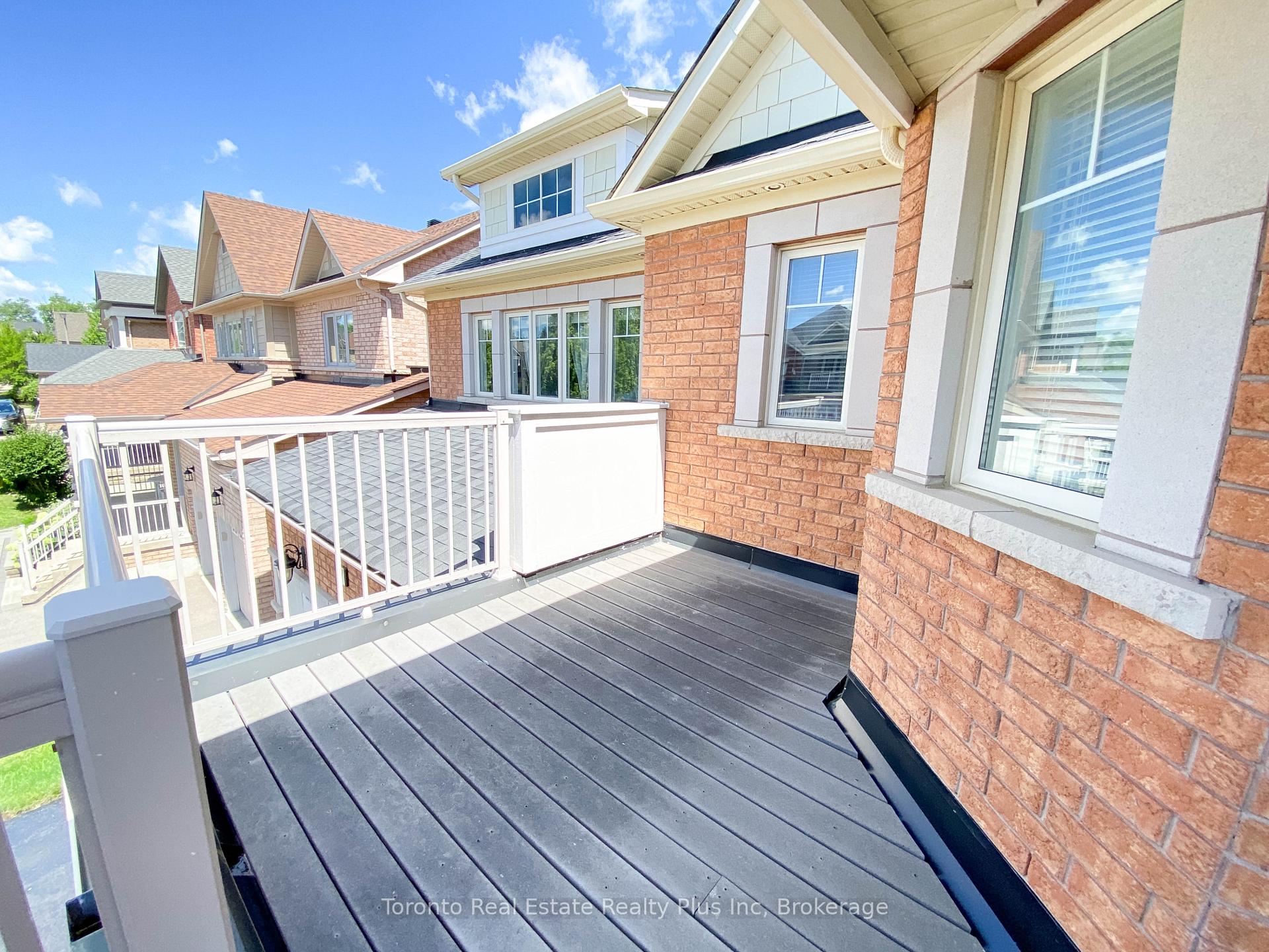 Photo 35 of 7 Braehead Drive, Richmond Hill, Jefferson — HOMEH