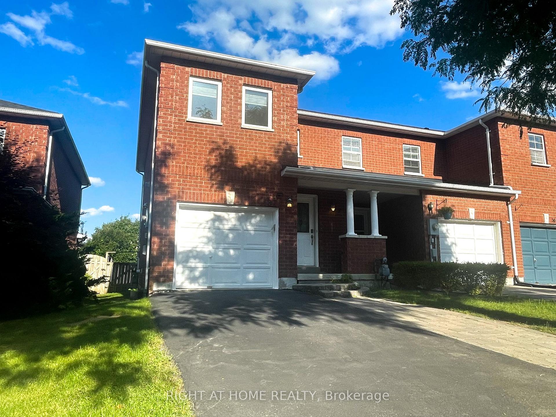 Photo 1 of 497 Ainsworth Drive E, Newmarket, Gorham-College Manor — HOMEH