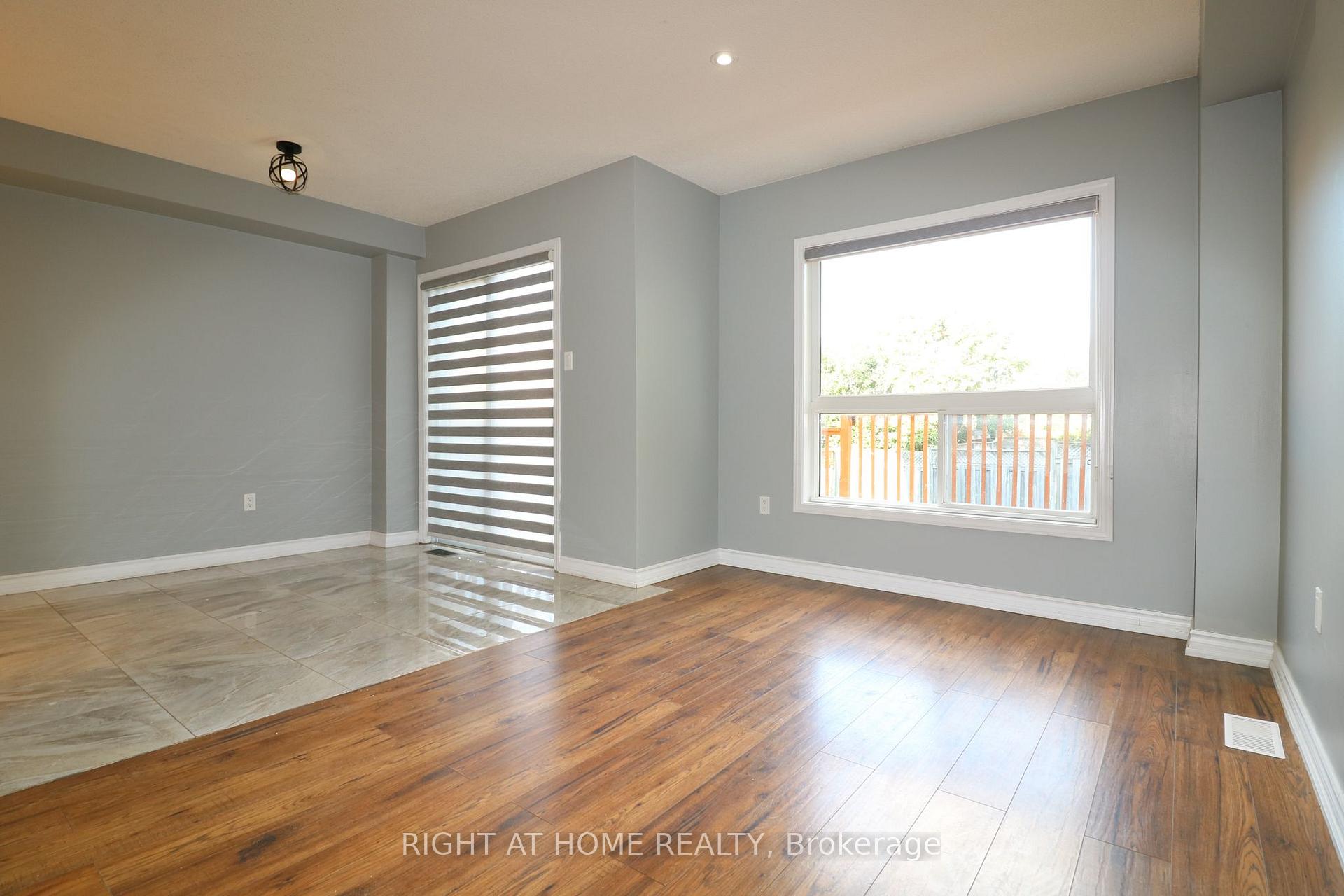 Photo 6 of 497 Ainsworth Drive E, Newmarket, Gorham-College Manor — HOMEH