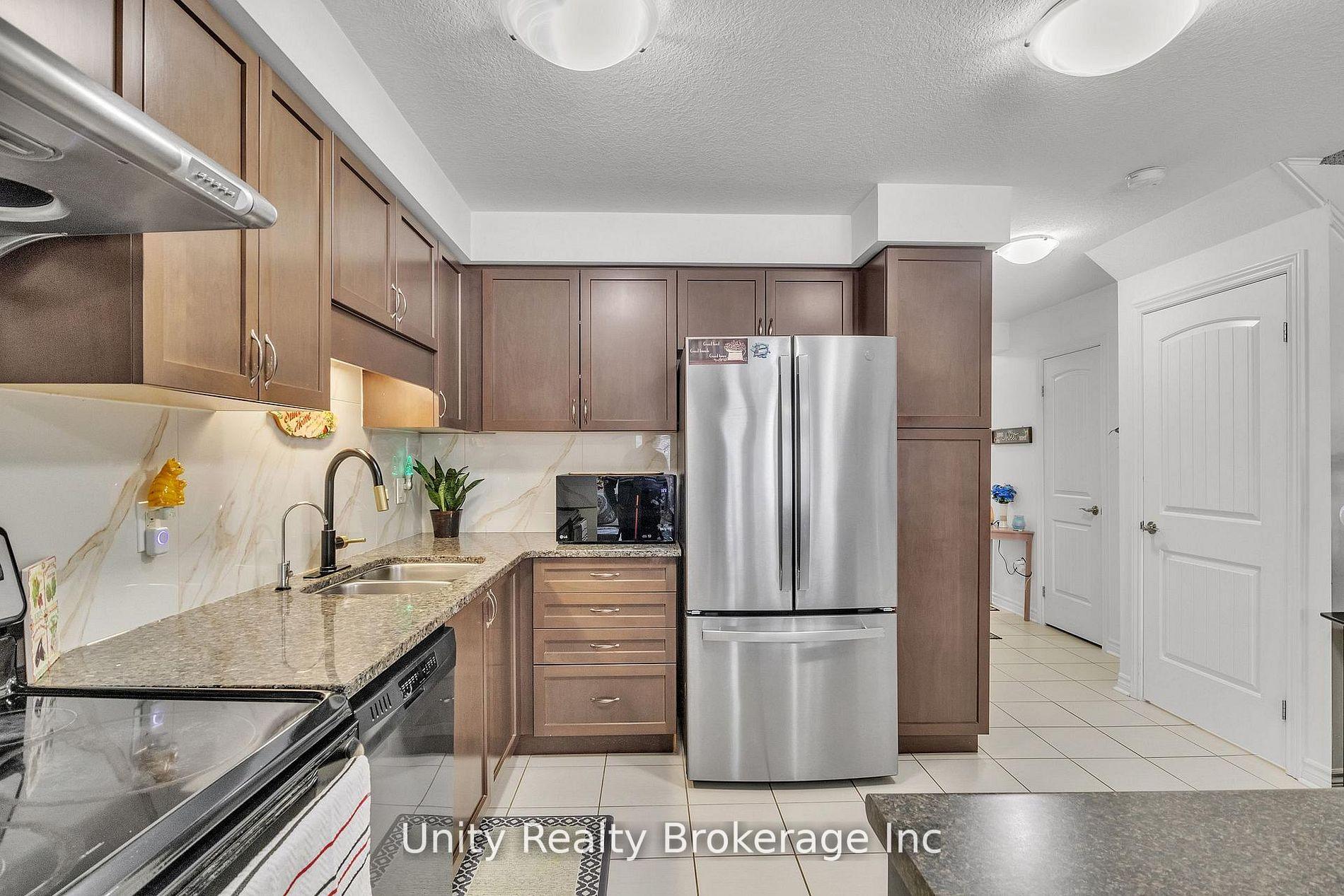 Photo 6 of Unit 44, 44 Arlington Crescent, Guelph, Pineridge/Westminster Woods — HOMEH