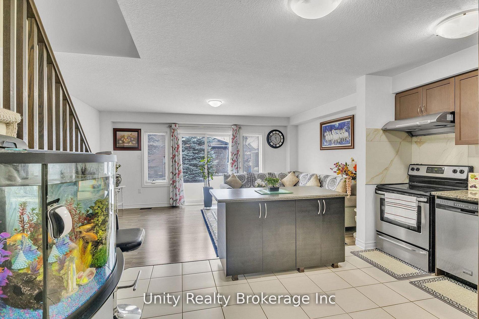 Photo 9 of Unit 44, 44 Arlington Crescent, Guelph, Pineridge/Westminster Woods — HOMEH