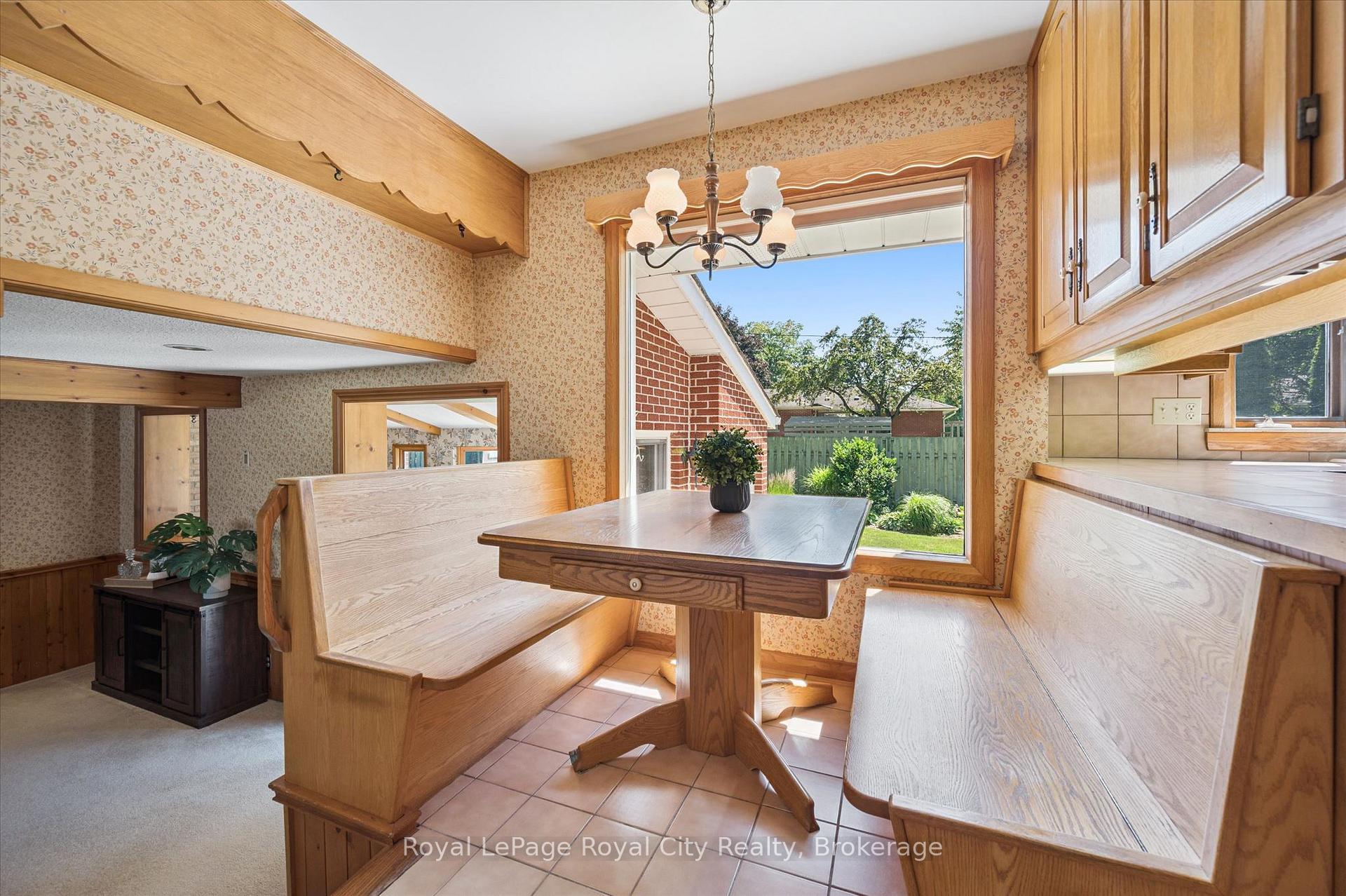 Photo 17 of 67 Woodside Road, Guelph, Dovercliffe Park/Old University — HOMEH