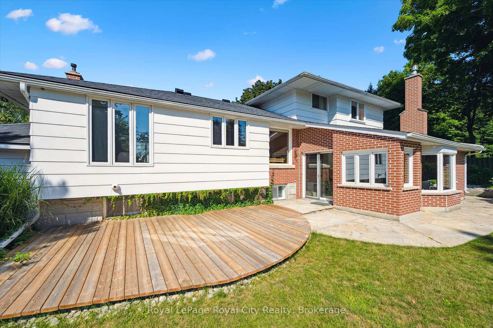 Photo 43 of 67 Woodside Road, Guelph, Dovercliffe Park/Old University — HOMEH