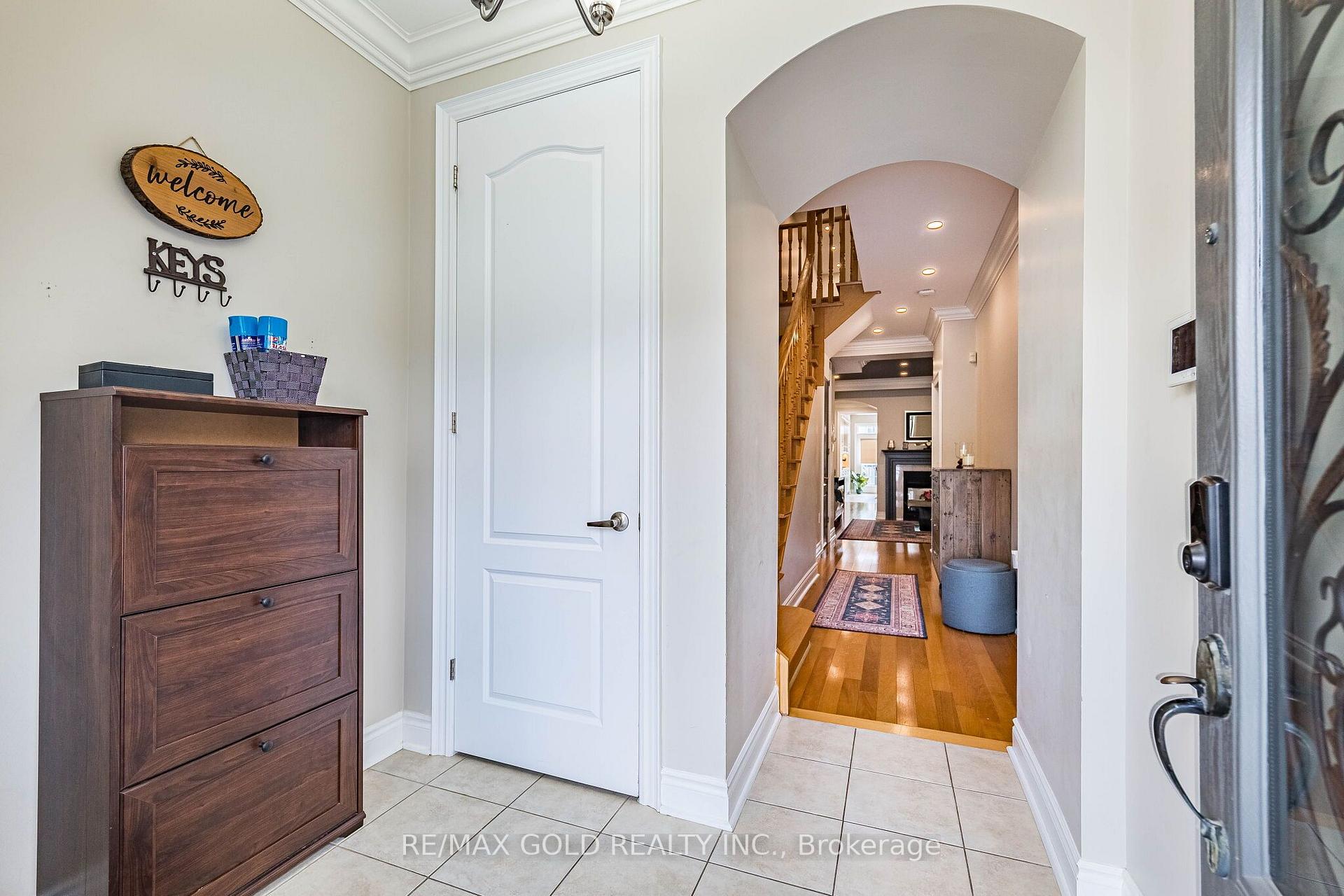 Photo 4 of 80 Bristlewood Crescent, Vaughan, Patterson — HOMEH