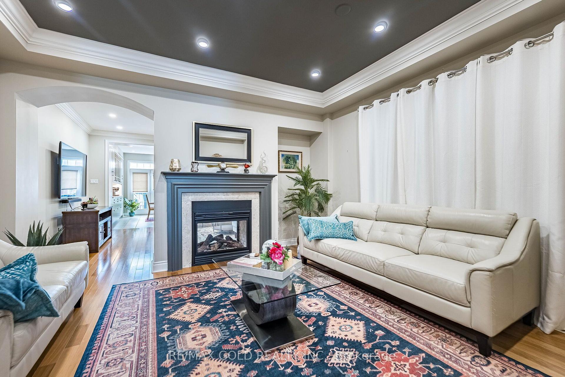 Photo 8 of 80 Bristlewood Crescent, Vaughan, Patterson — HOMEH