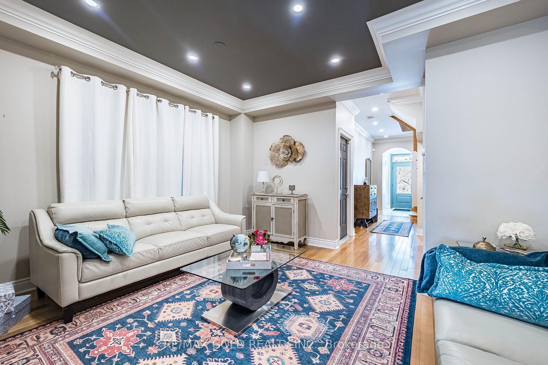 Photo 9 of 80 Bristlewood Crescent, Vaughan, Patterson — HOMEH
