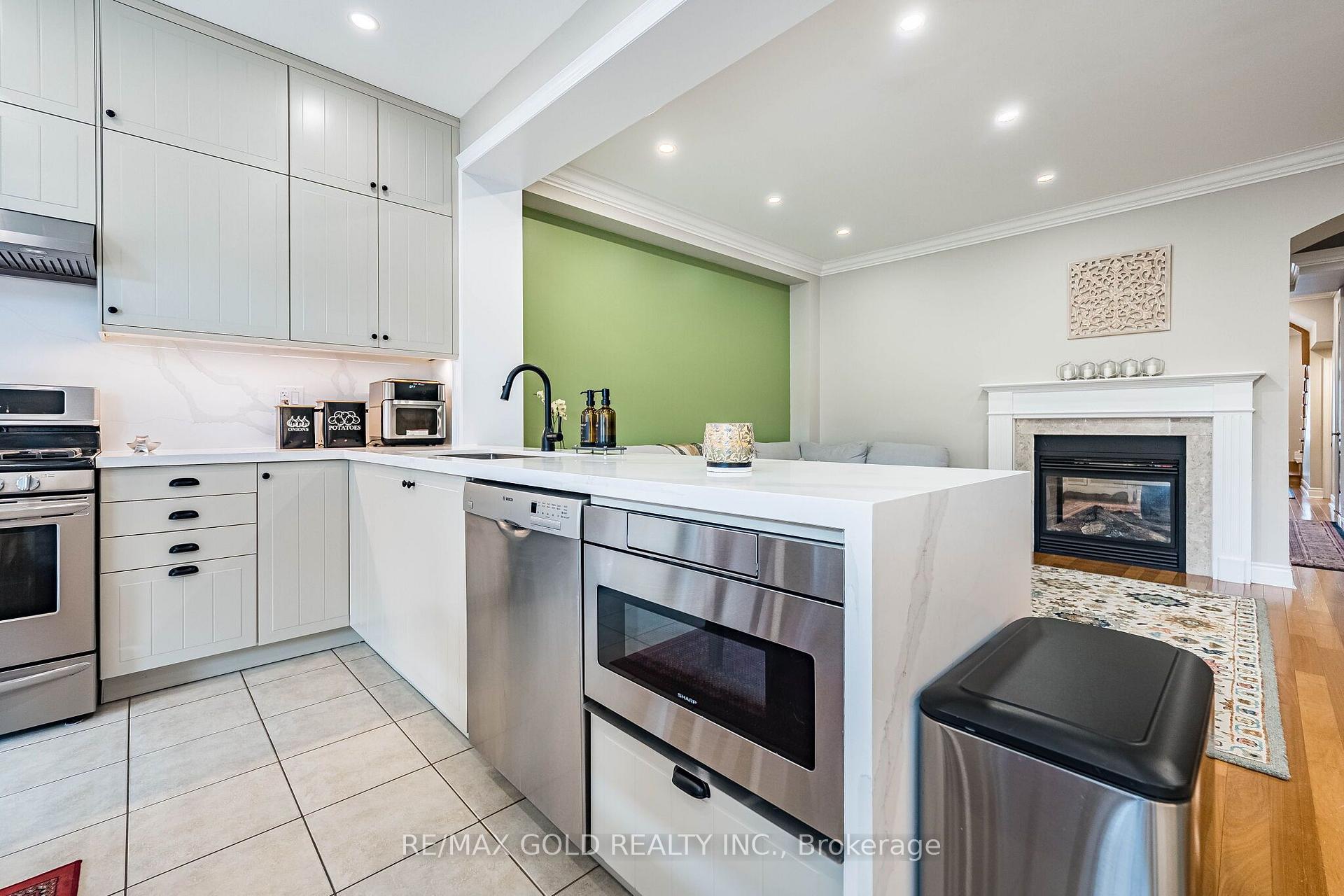 Photo 19 of 80 Bristlewood Crescent, Vaughan, Patterson — HOMEH