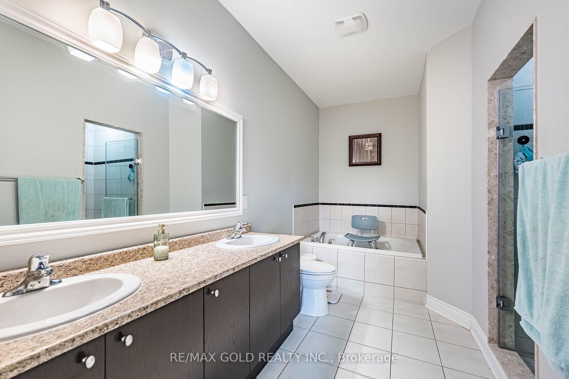 Photo 24 of 80 Bristlewood Crescent, Vaughan, Patterson — HOMEH