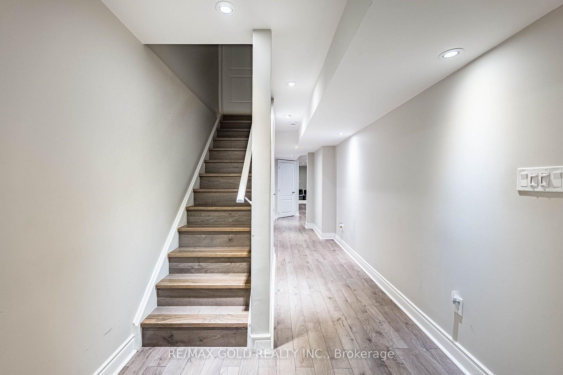 Photo 33 of 80 Bristlewood Crescent, Vaughan, Patterson — HOMEH