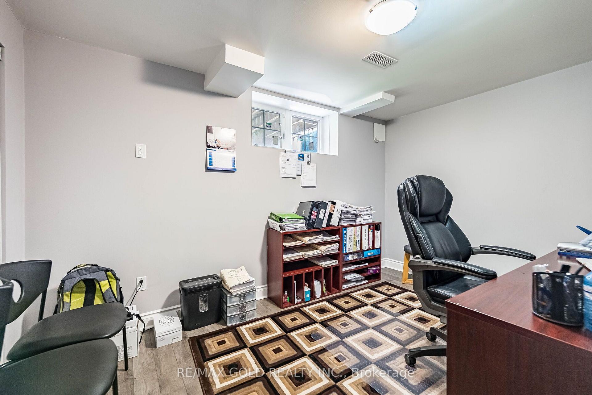 Photo 41 of 80 Bristlewood Crescent, Vaughan, Patterson — HOMEH
