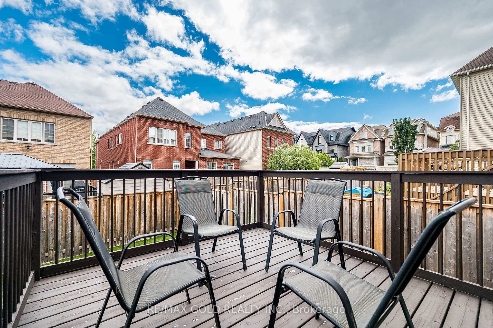 Photo 44 of 80 Bristlewood Crescent, Vaughan, Patterson — HOMEH