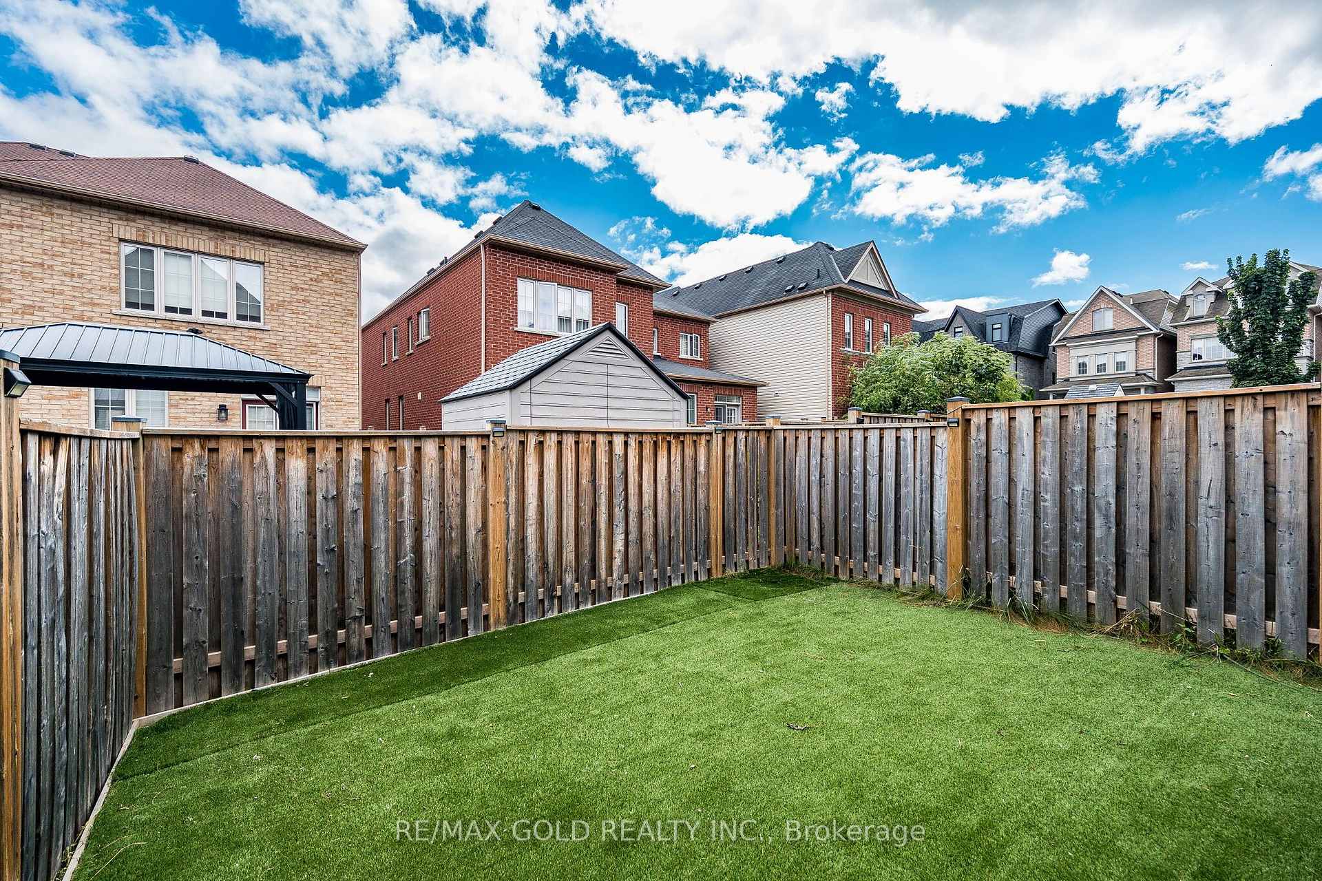 Photo 45 of 80 Bristlewood Crescent, Vaughan, Patterson — HOMEH