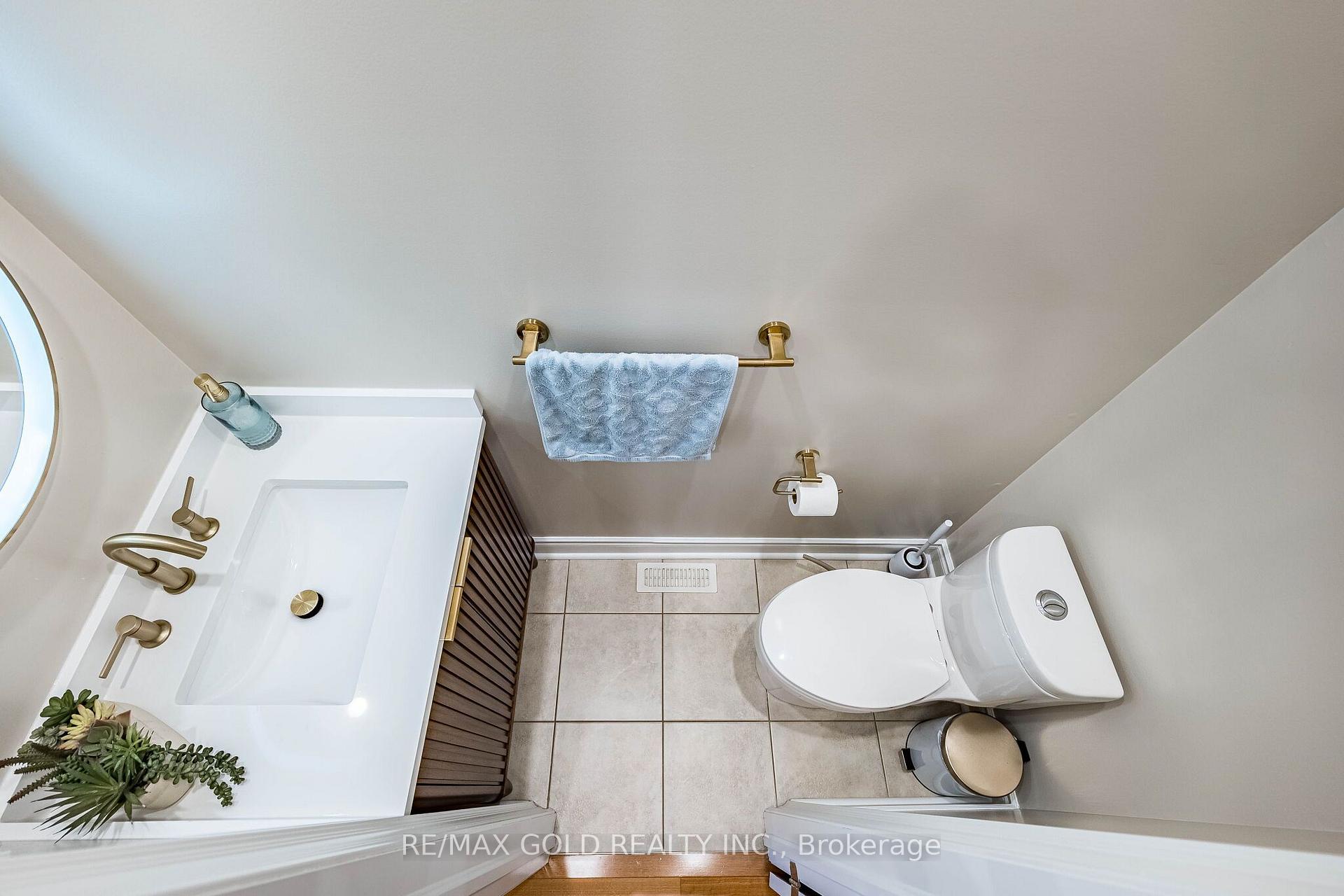 Photo 49 of 80 Bristlewood Crescent, Vaughan, Patterson — HOMEH