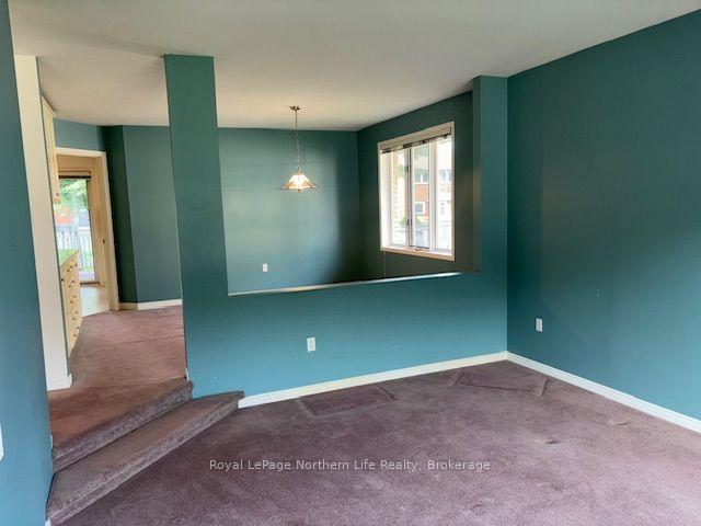Photo 15 of 14 Nottingham Drive, North Bay, Airport — HOMEH