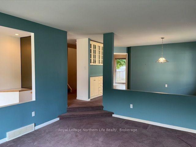 Photo 16 of 14 Nottingham Drive, North Bay, Airport — HOMEH