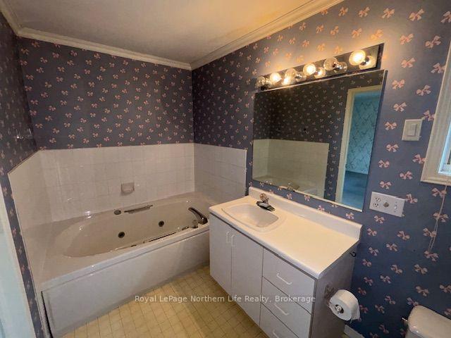Photo 29 of 14 Nottingham Drive, North Bay, Airport — HOMEH