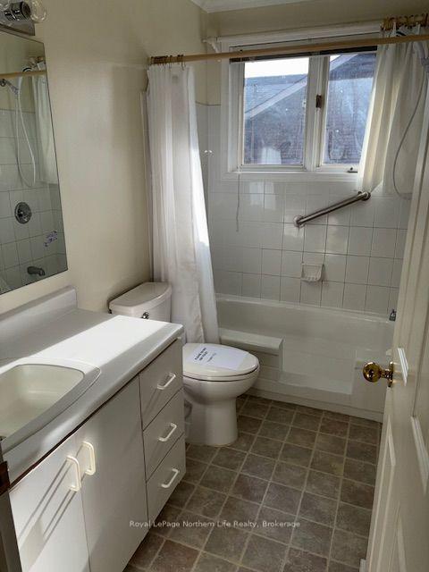 Photo 33 of 14 Nottingham Drive, North Bay, Airport — HOMEH