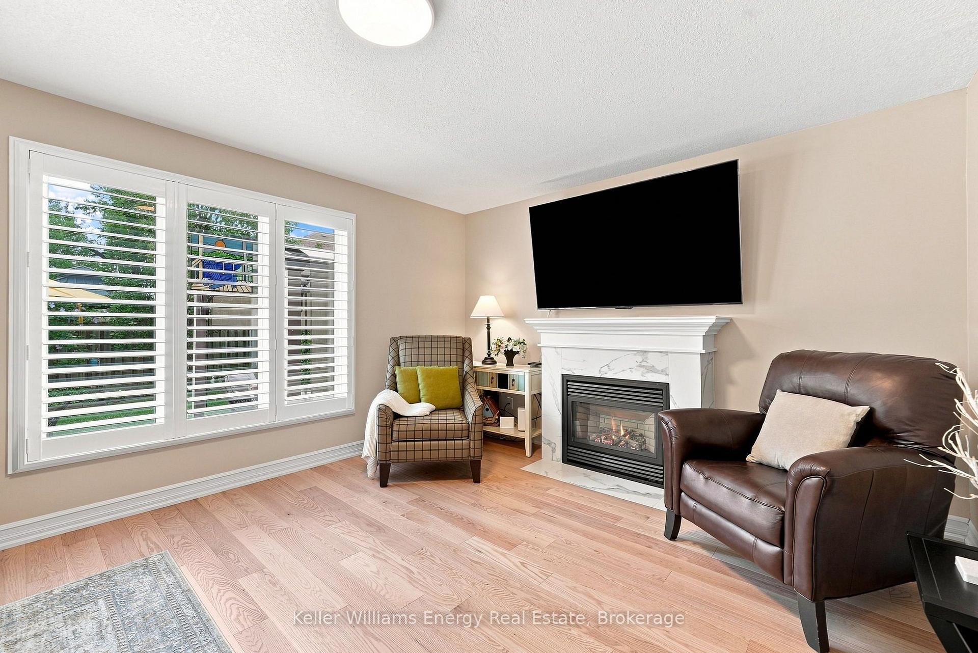 Photo 13 of 442 Meadow Street, Oshawa, Kedron — HOMEH