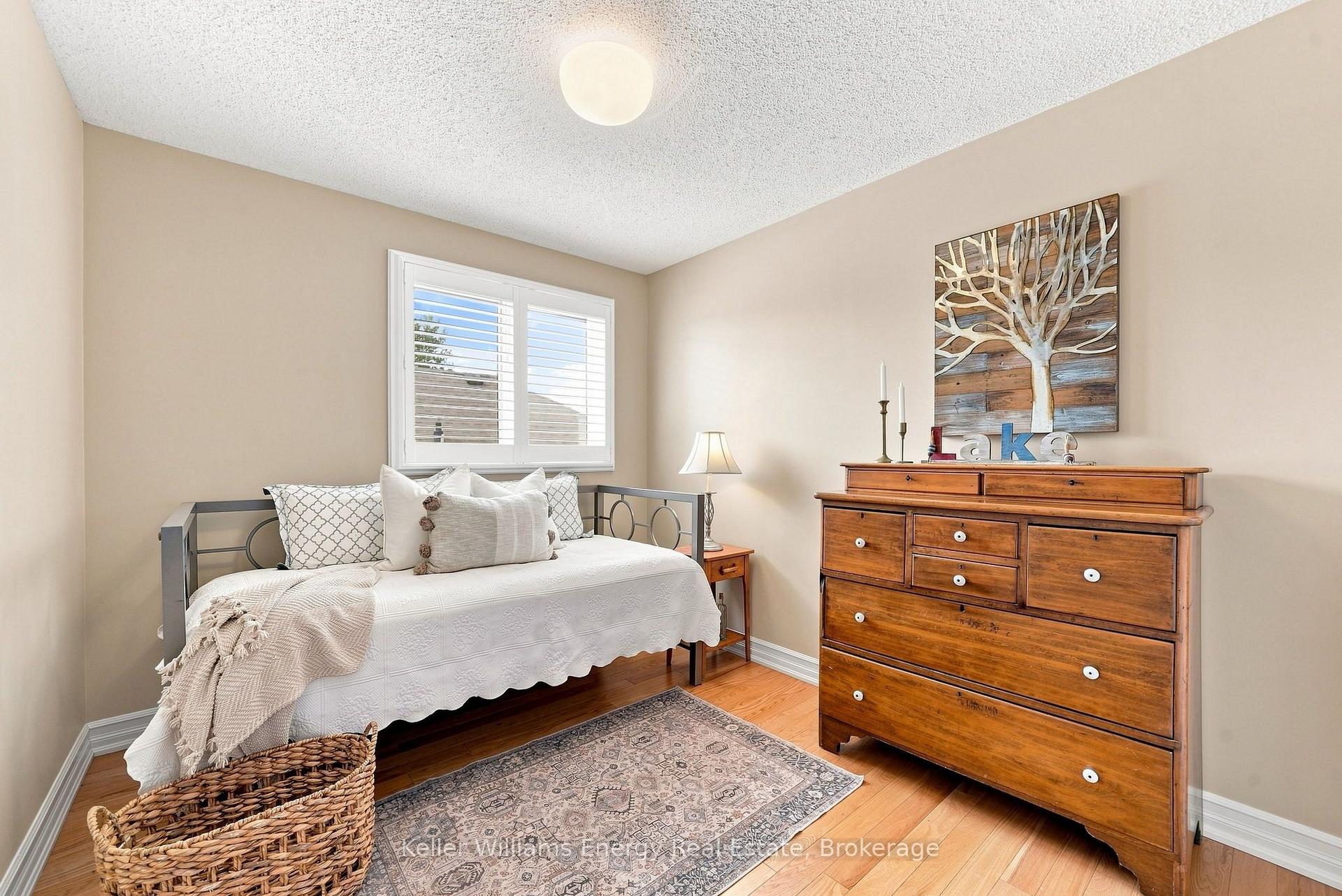 Photo 25 of 442 Meadow Street, Oshawa, Kedron — HOMEH