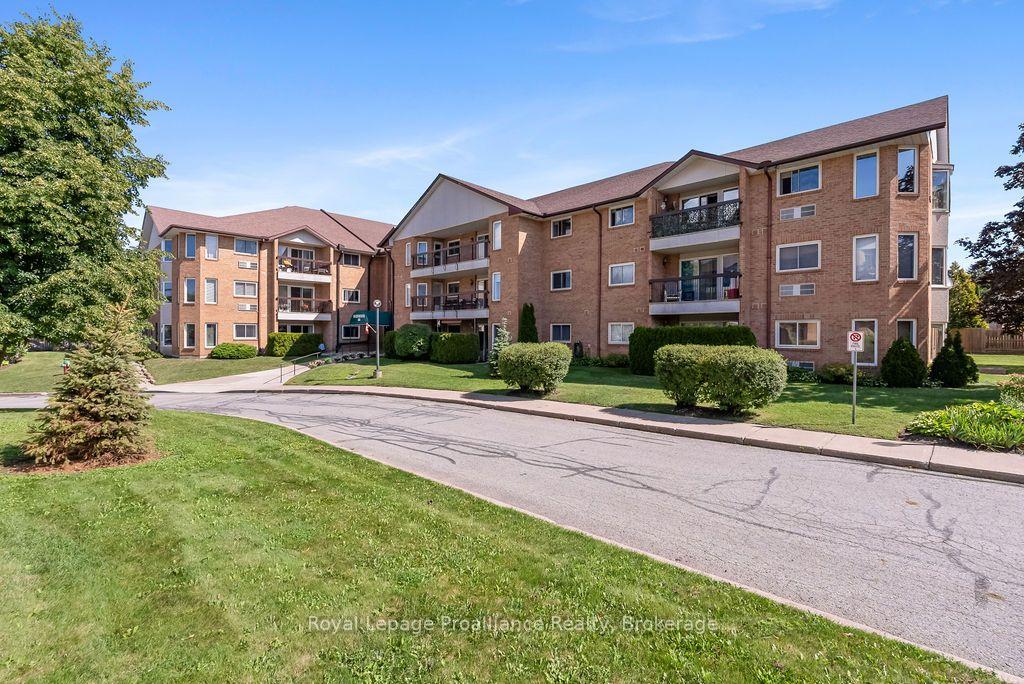 Photo 1 of Unit 208, 54 Tripp Boulevard, Quinte West, Trenton Ward — HOMEH