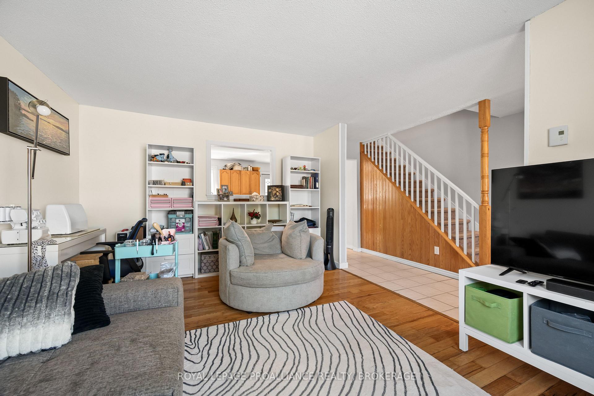 Photo 8 of Unit 52, 46 Rosemund Crescent, Kingston, West of Sir John A. Blvd — HOMEH