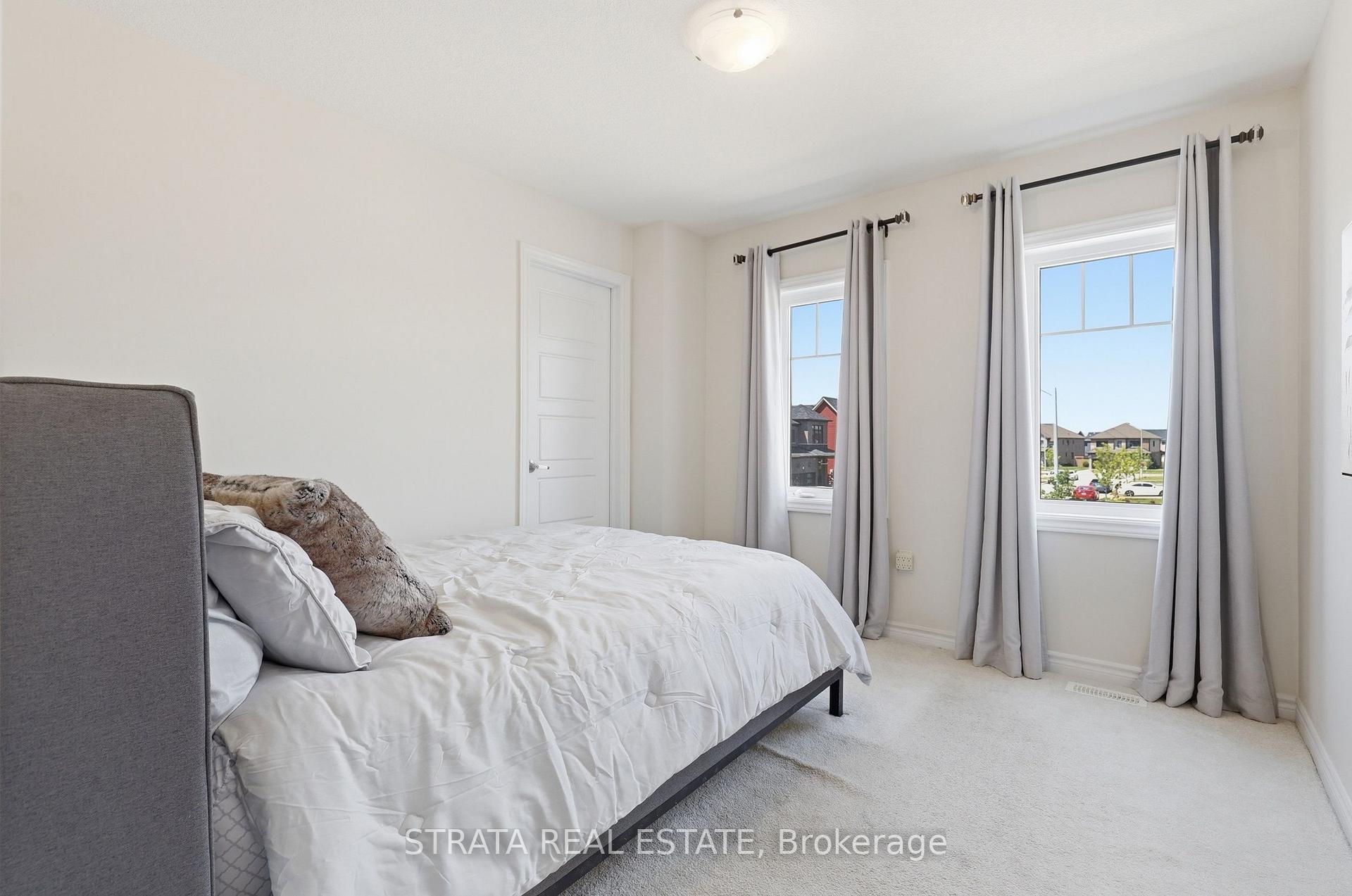 Photo 23 of 182 Explorer Way, Thorold, Rolling Meadows — HOMEH