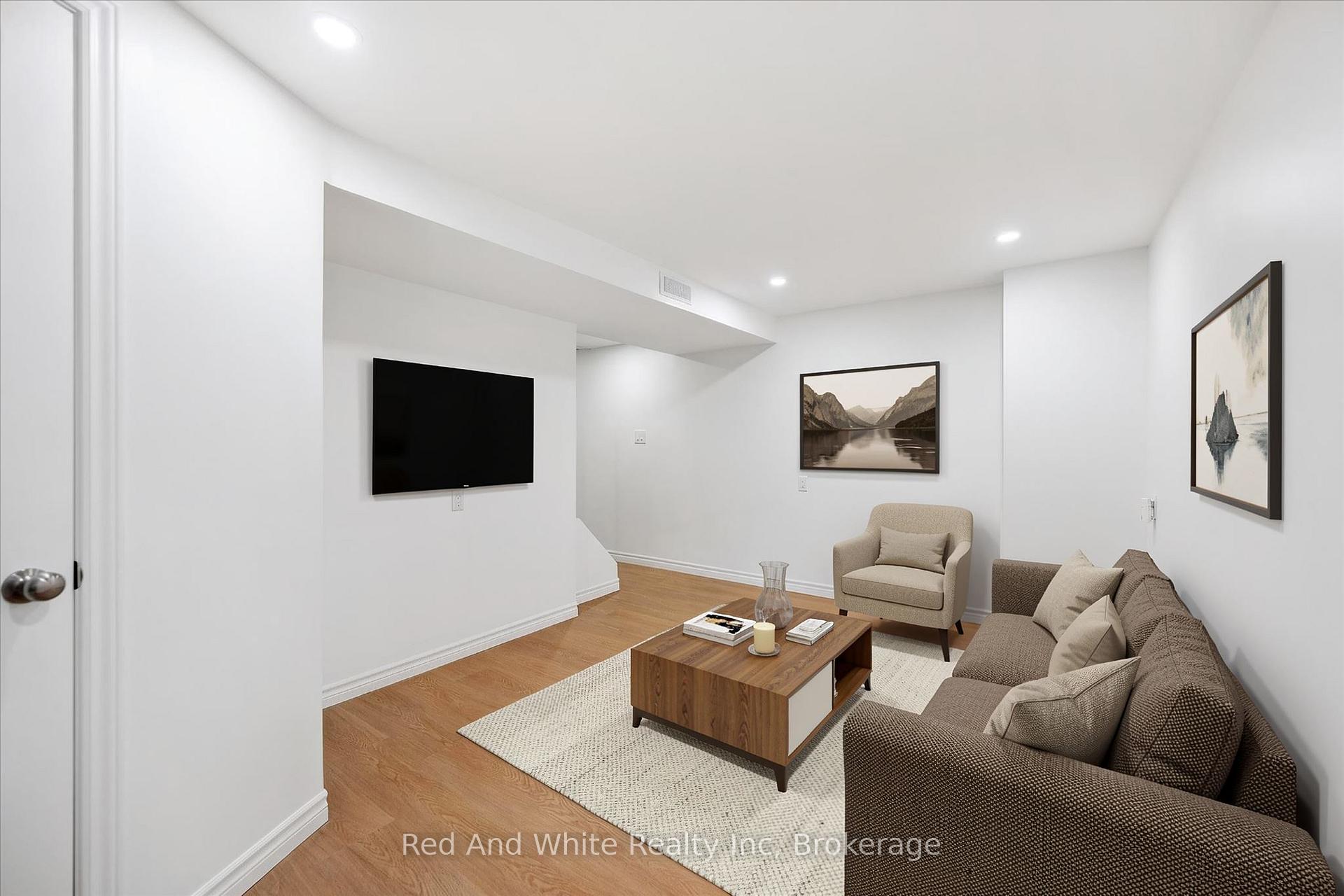 Photo 19 of 131 Norfolk Avenue, Cambridge, Elgin Park/Coronation — HOMEH