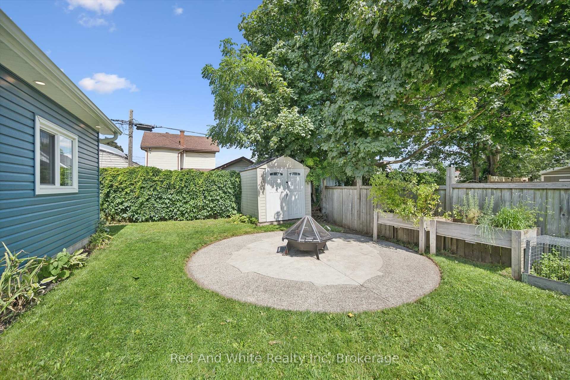 Photo 31 of 131 Norfolk Avenue, Cambridge, Elgin Park/Coronation — HOMEH