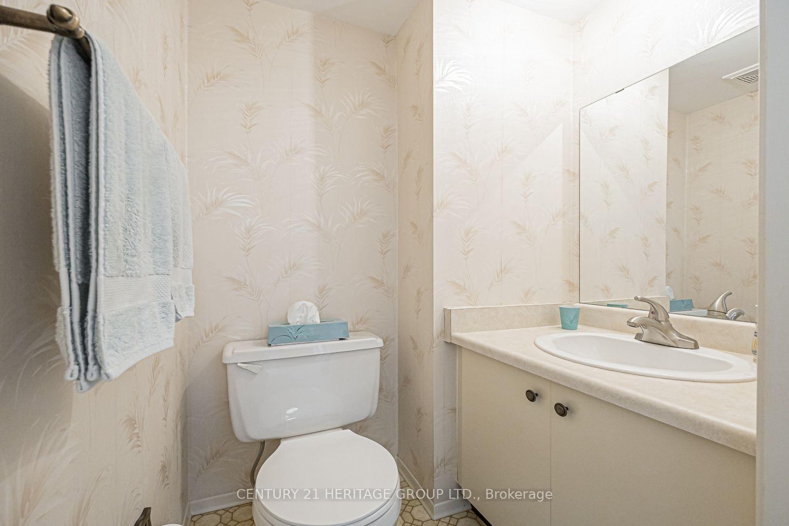 Photo 15 of 10 Woodhall Road, Markham, Milliken Mills East — HOMEH
