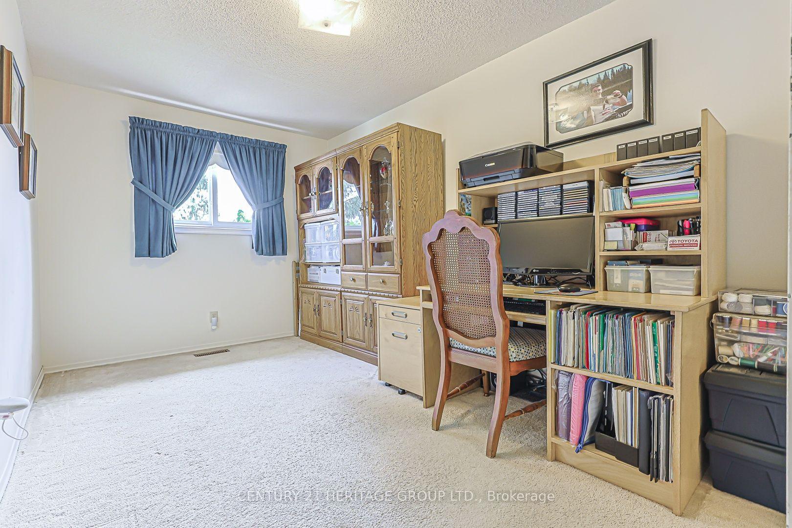 Photo 21 of 10 Woodhall Road, Markham, Milliken Mills East — HOMEH
