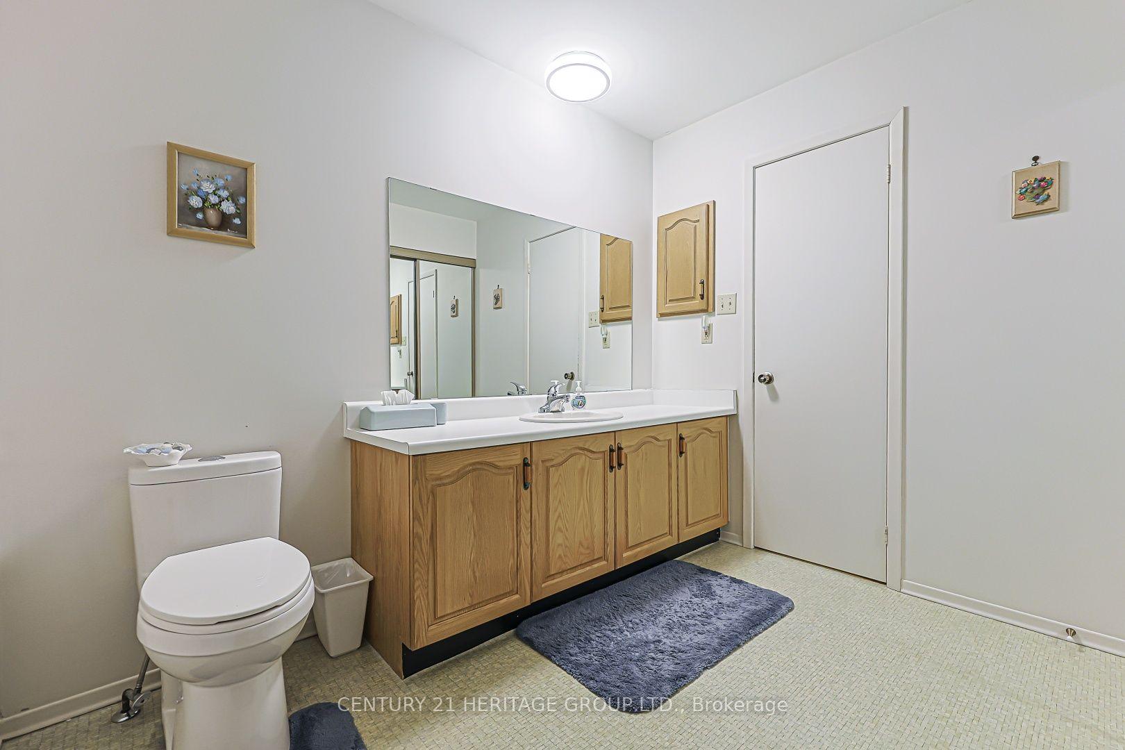 Photo 24 of 10 Woodhall Road, Markham, Milliken Mills East — HOMEH