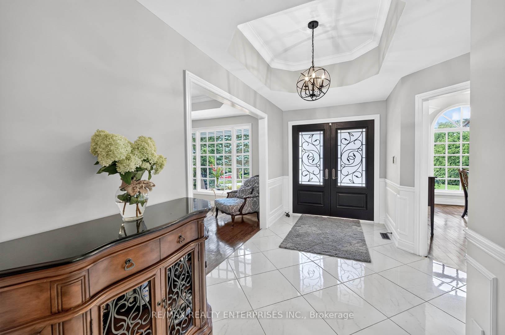 Photo 6 of 11 Christman Court, Markham, Markham Village — HOMEH