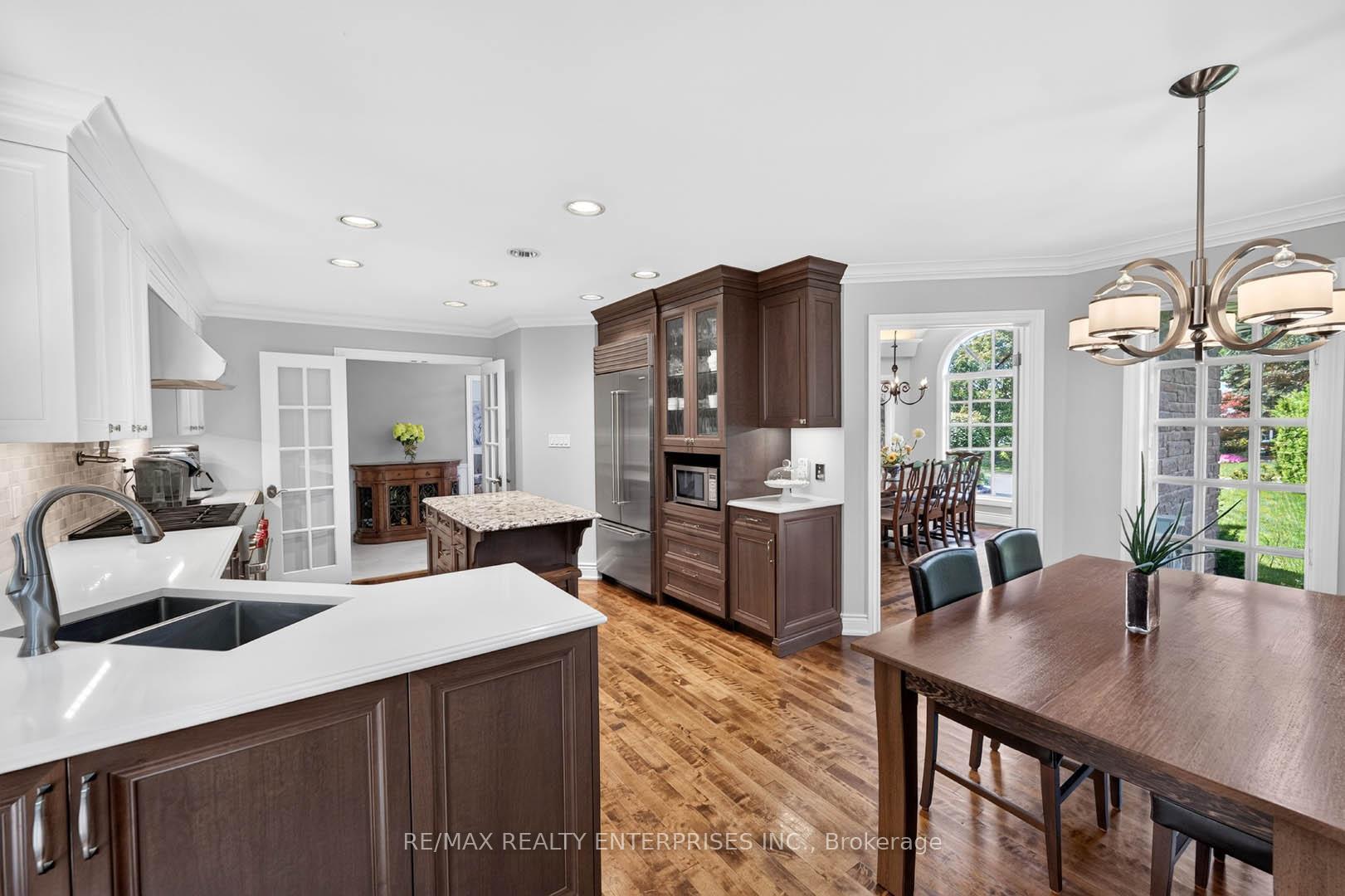 Photo 16 of 11 Christman Court, Markham, Markham Village — HOMEH