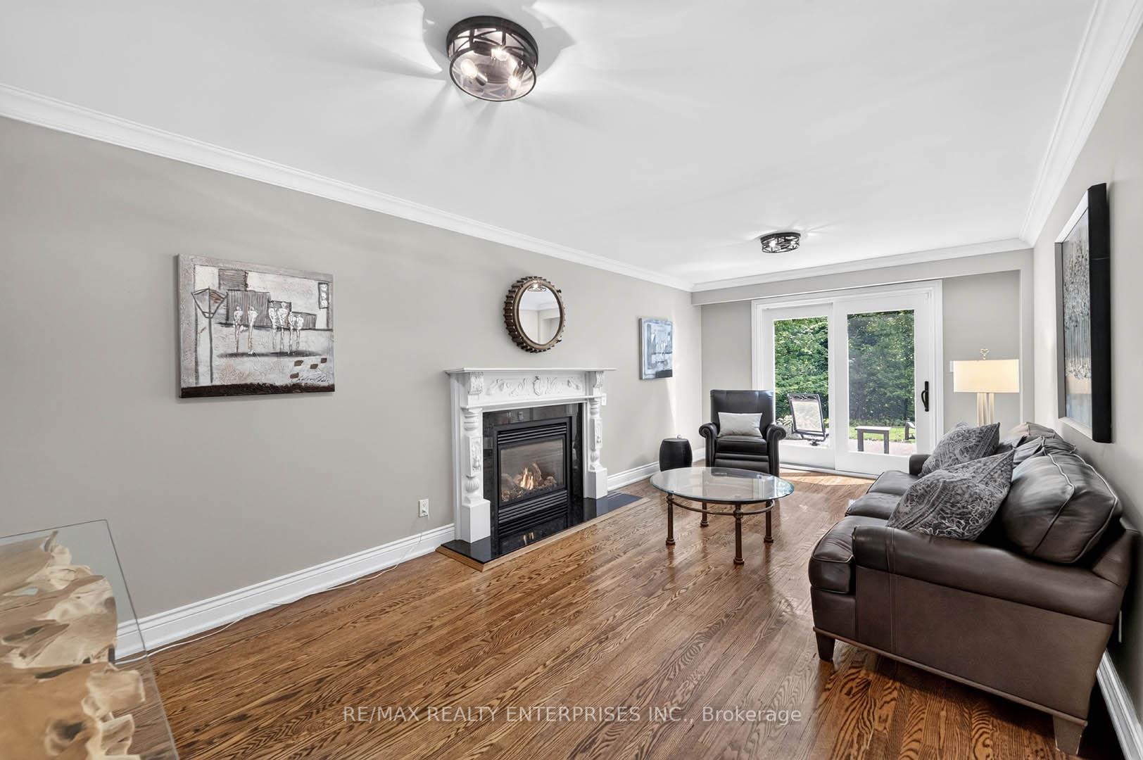 Photo 21 of 11 Christman Court, Markham, Markham Village — HOMEH