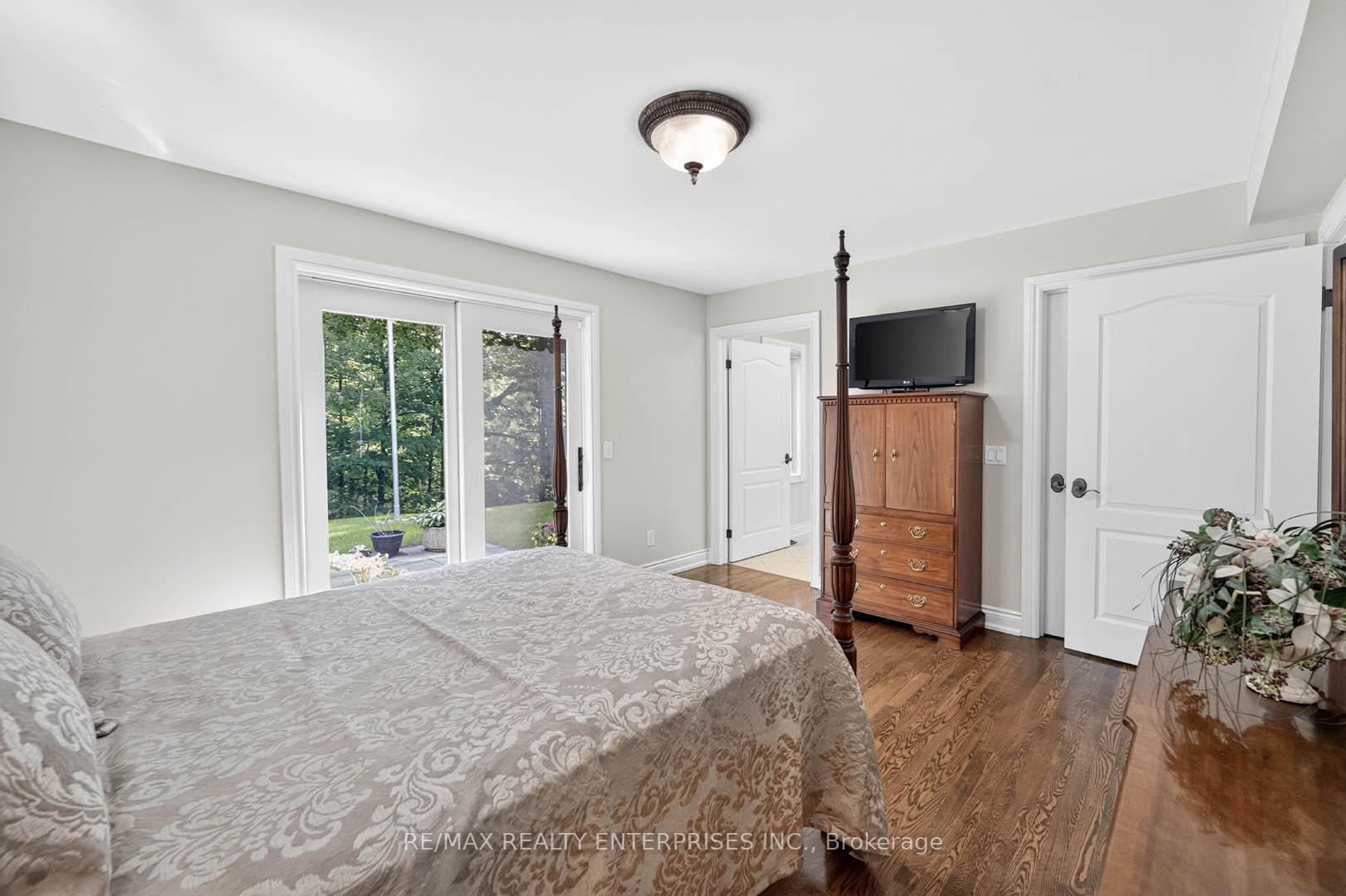 Photo 29 of 11 Christman Court, Markham, Markham Village — HOMEH
