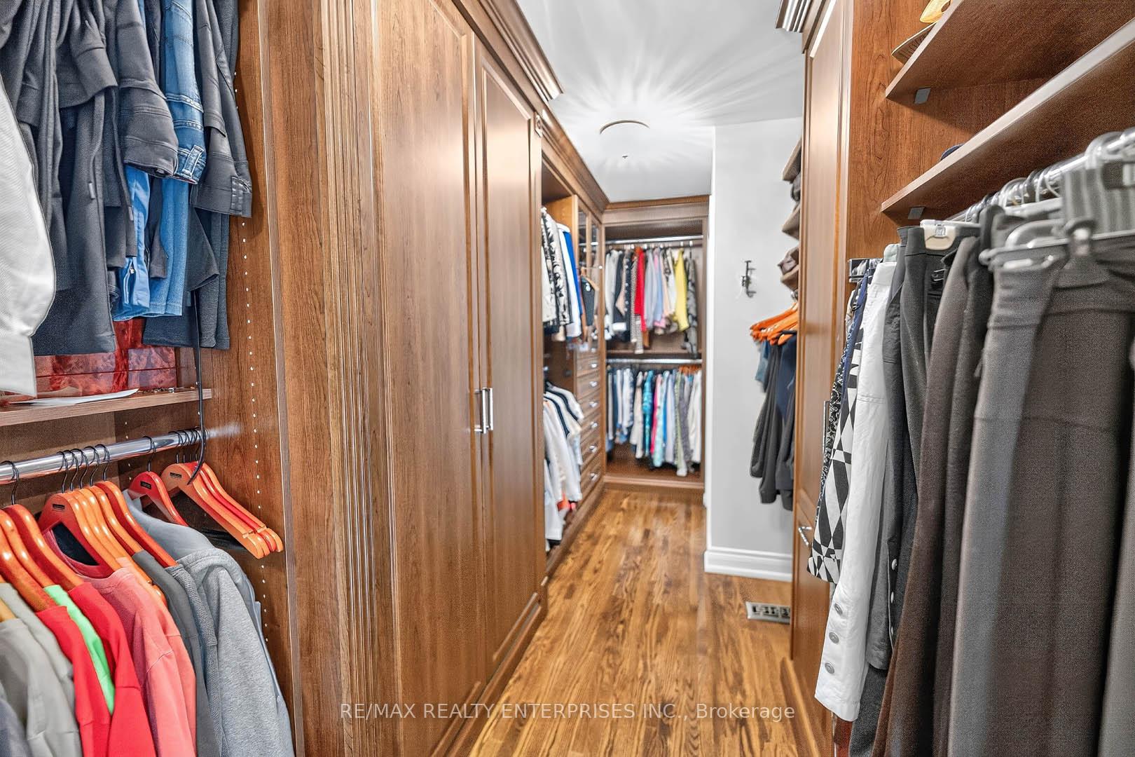 Photo 35 of 11 Christman Court, Markham, Markham Village — HOMEH