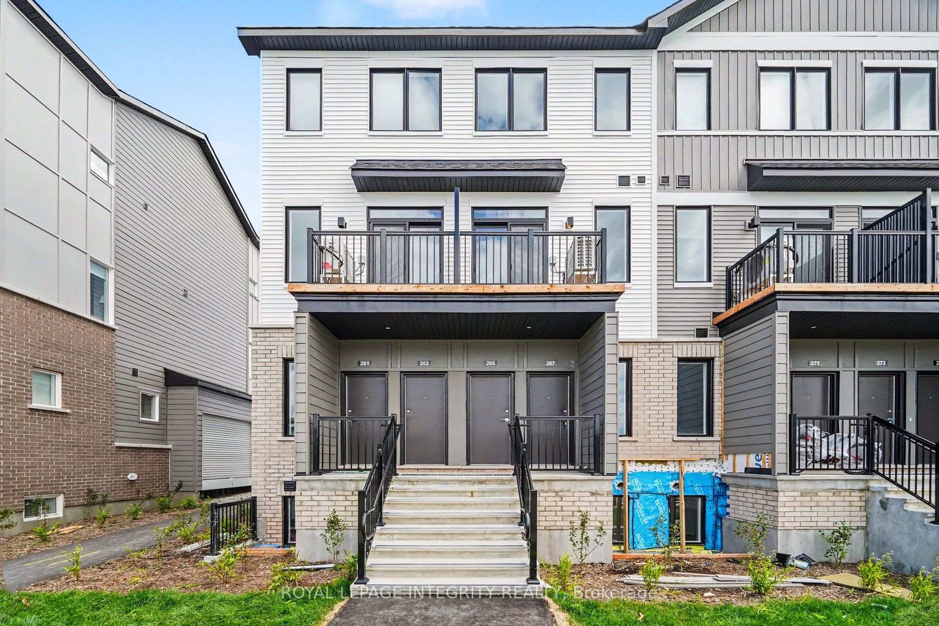 Photo of 265 Lamarche Avenue