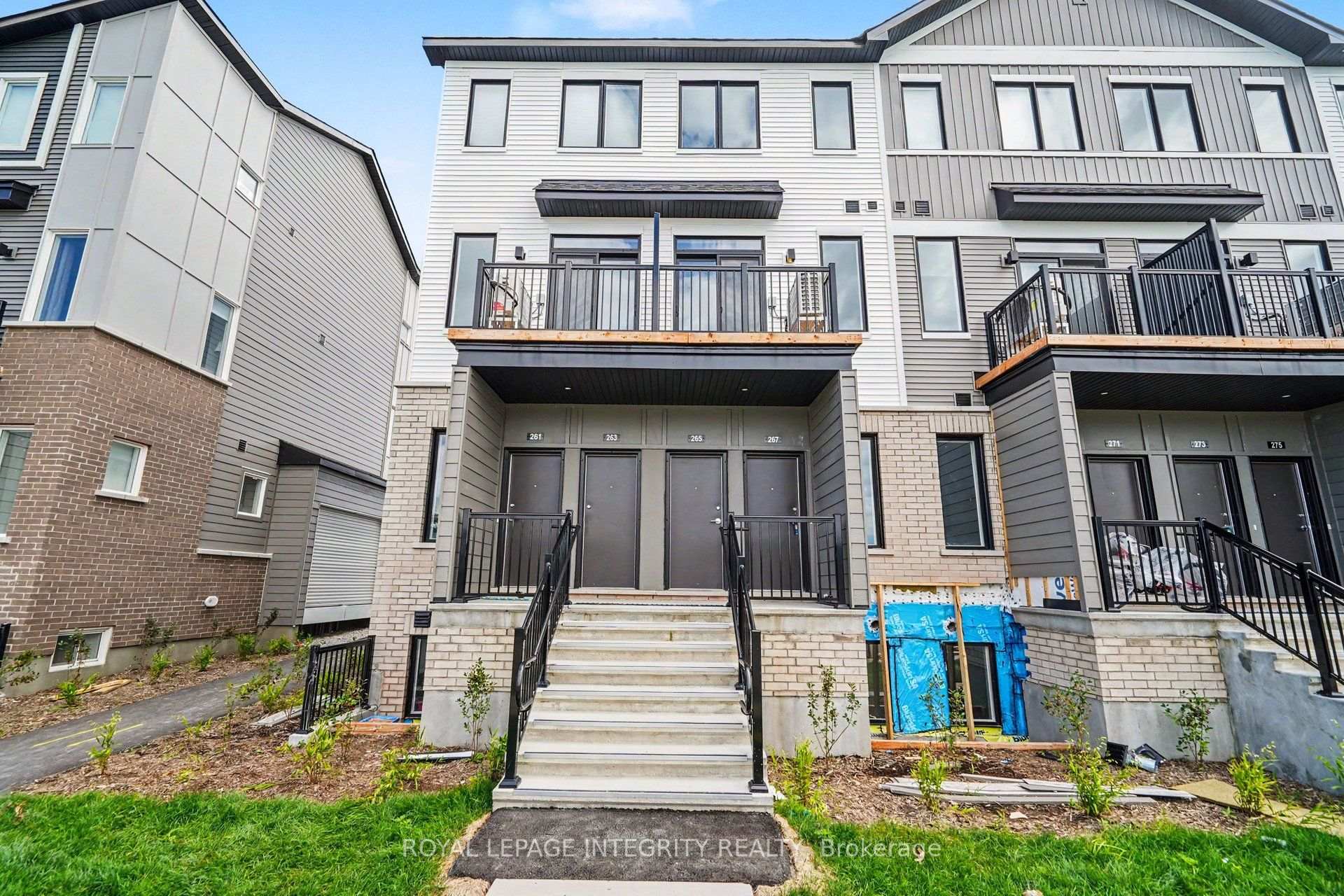 Photo 2 of 265 Lamarche Avenue, Ottawa, Chapel Hill South - Orleans Village — HOMEH