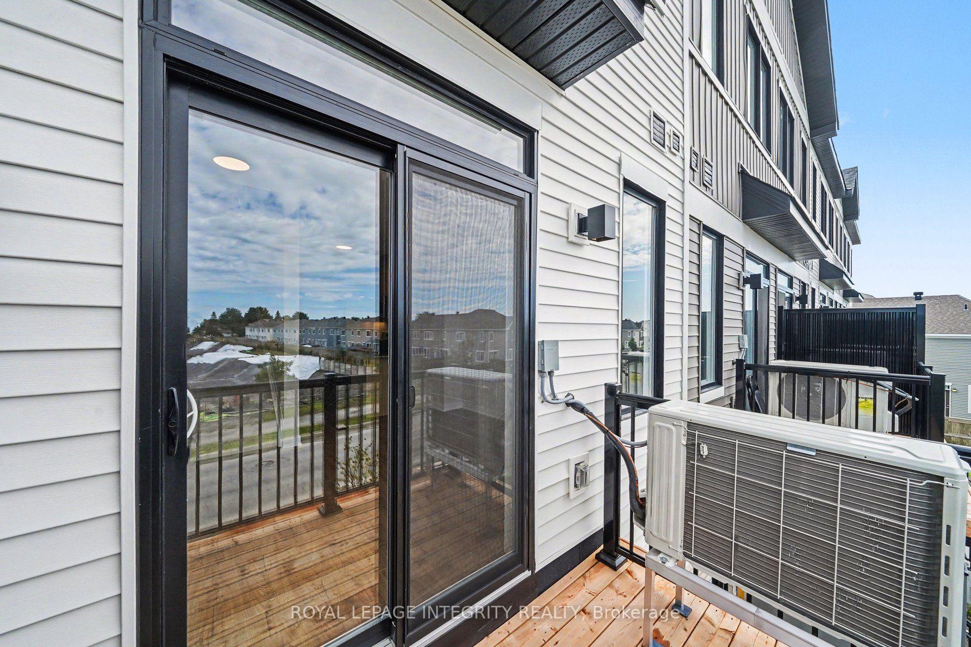 Photo 13 of 265 Lamarche Avenue, Ottawa, Chapel Hill South - Orleans Village — HOMEH