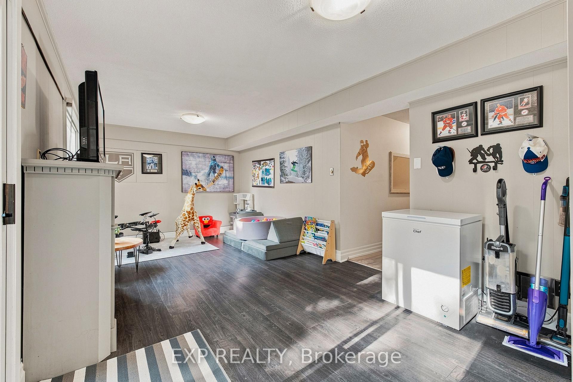 Photo 28 of Unit 13, 220 Salisbury Avenue, Cambridge, Blair Road — HOMEH