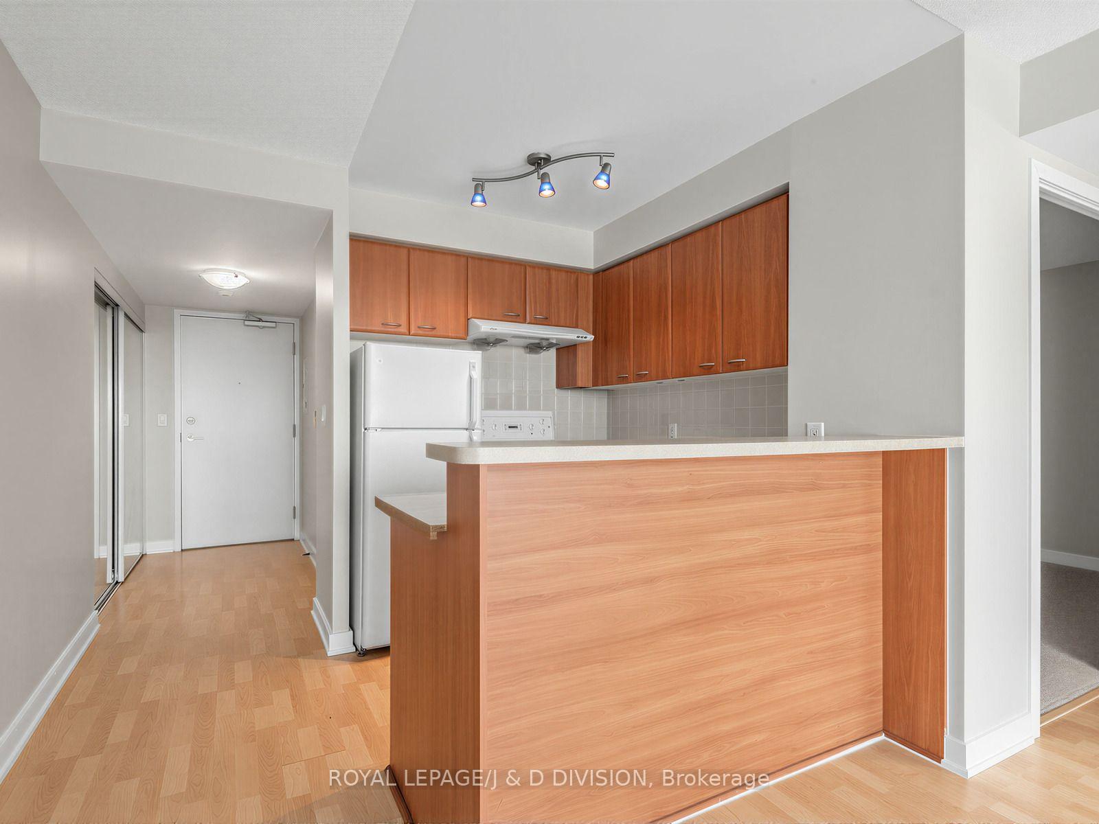 Photo 7 of Unit 3002, 38 Lee Centre Drive, Scarborough, Woburn — HOMEH