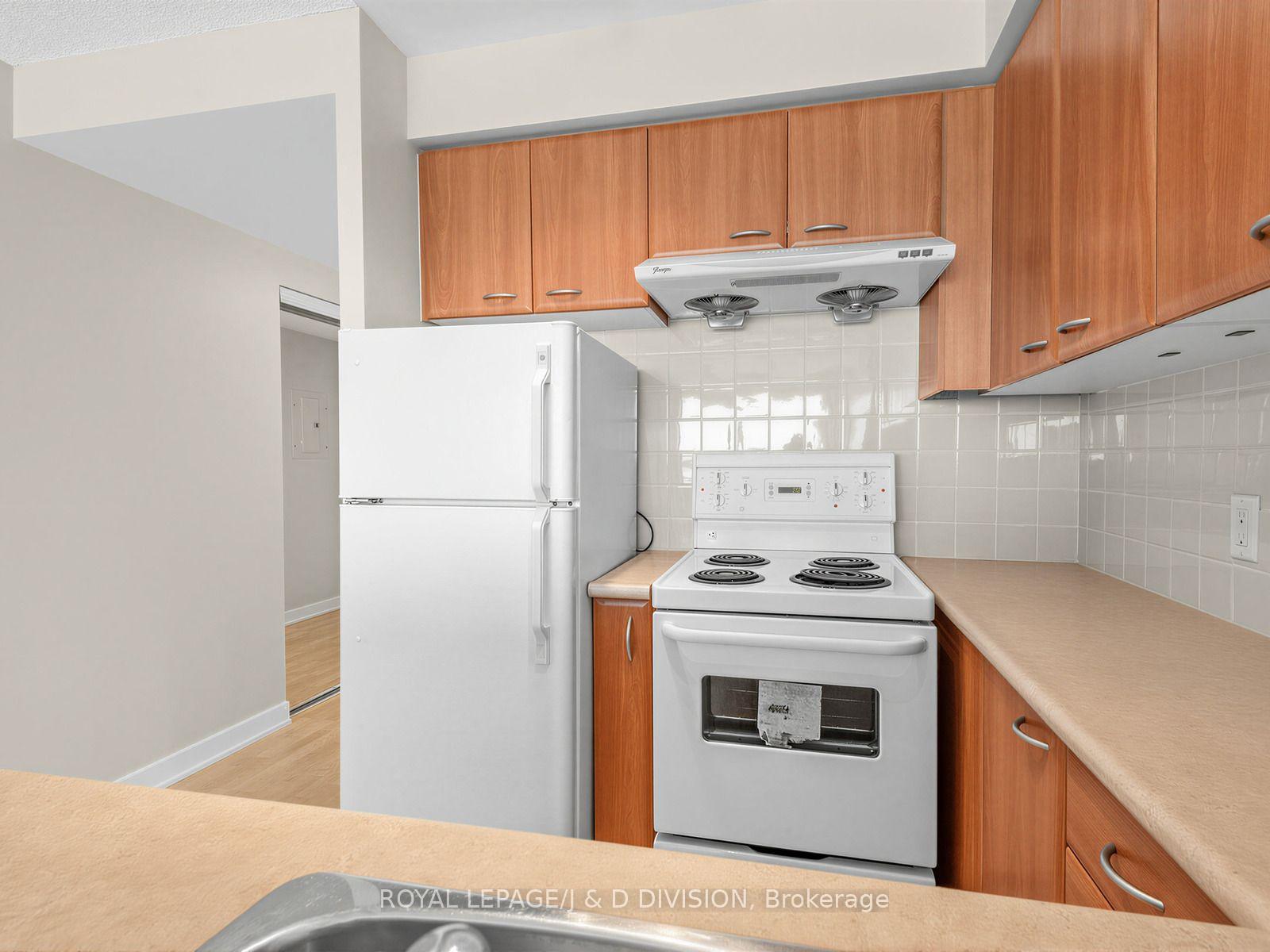 Photo 10 of Unit 3002, 38 Lee Centre Drive, Scarborough, Woburn — HOMEH