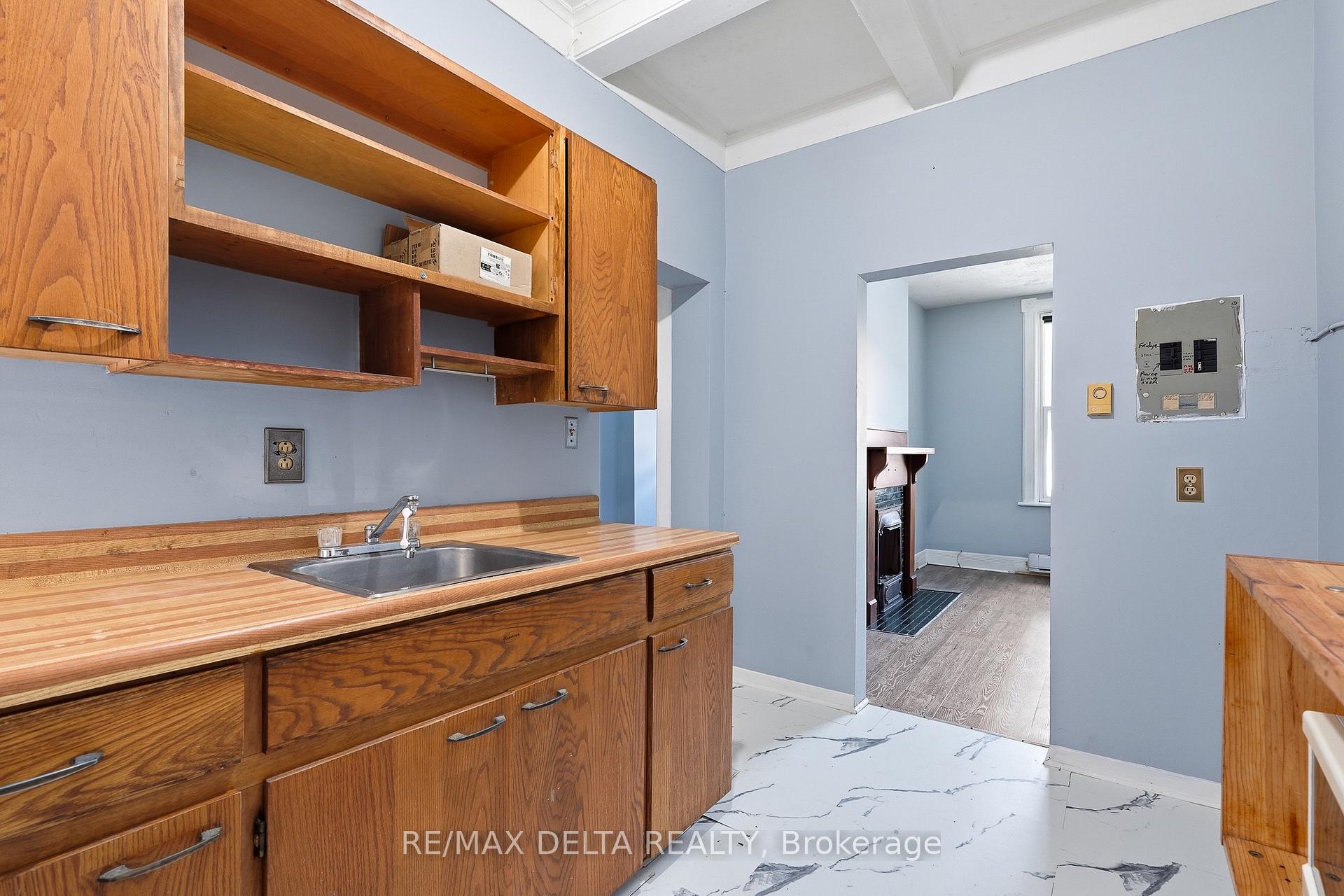 Photo 12 of Unit 2, 516 Bay Street, Ottawa, Ottawa Centre — HOMEH
