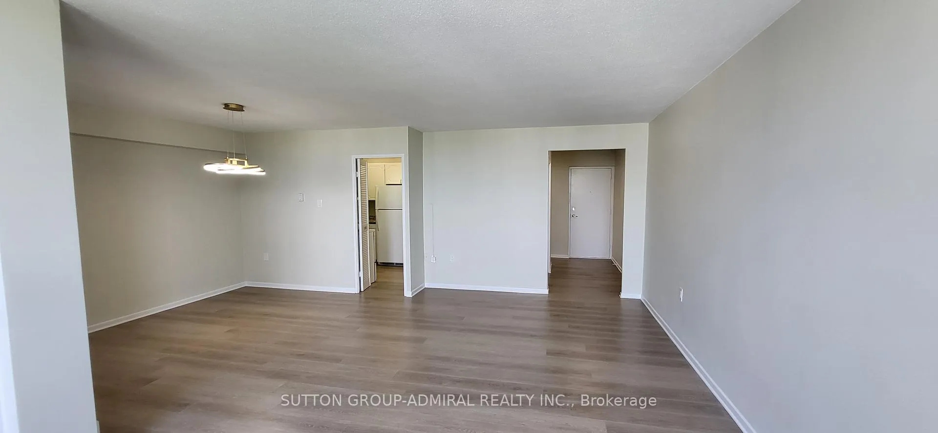 Photo 9 of Unit 1409, 130 Neptune Drive, Toronto, Englemount-Lawrence — HOMEH