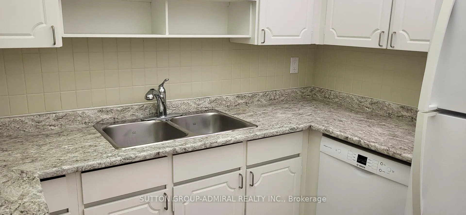 Photo 11 of Unit 1409, 130 Neptune Drive, Toronto, Englemount-Lawrence — HOMEH