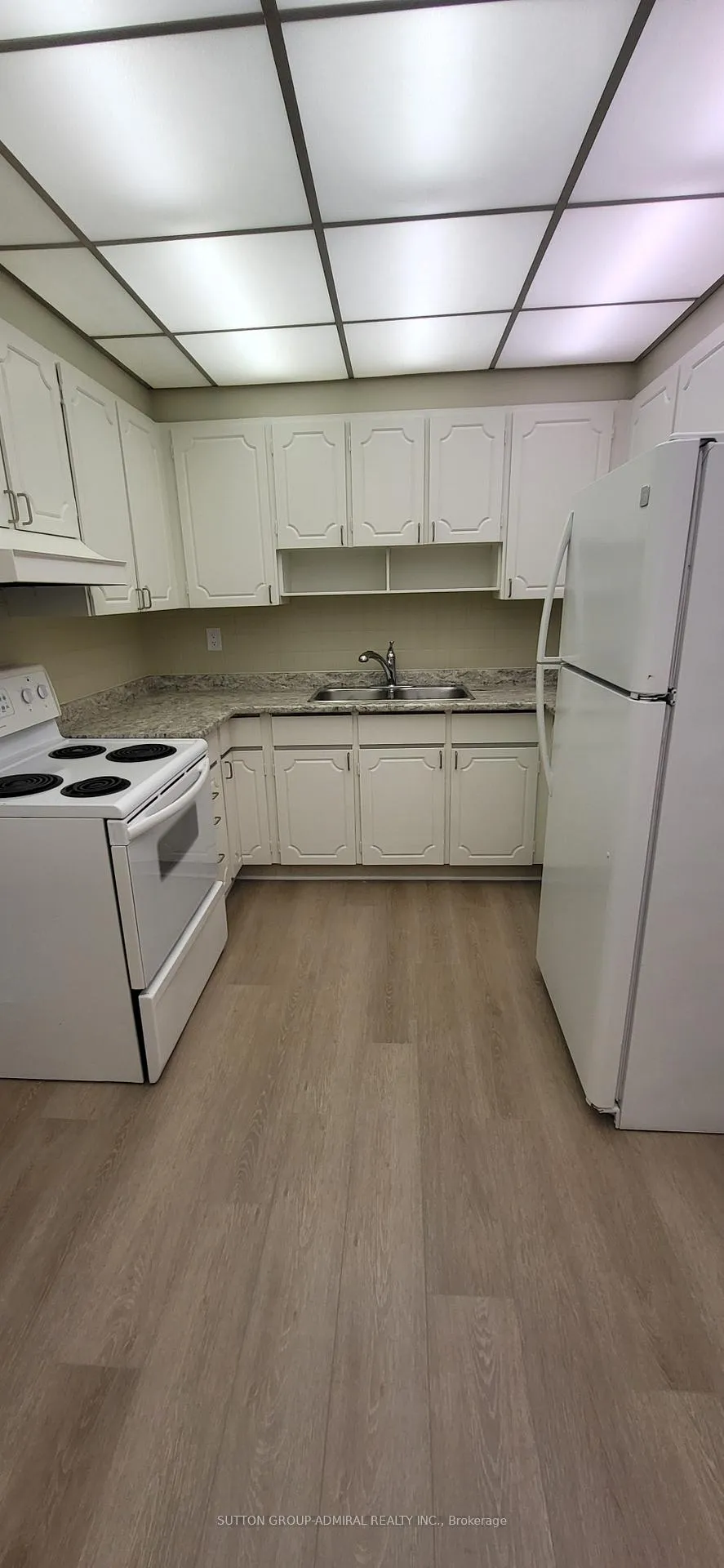Photo 13 of Unit 1409, 130 Neptune Drive, Toronto, Englemount-Lawrence — HOMEH