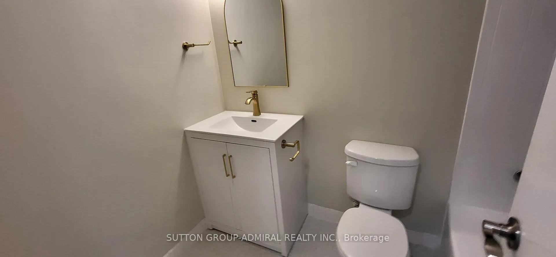 Photo 15 of Unit 1409, 130 Neptune Drive, Toronto, Englemount-Lawrence — HOMEH