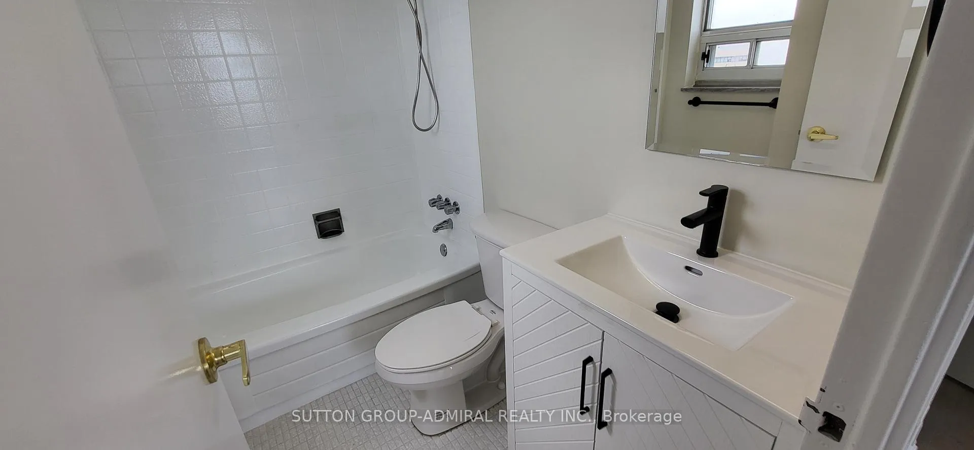 Photo 16 of Unit 1409, 130 Neptune Drive, Toronto, Englemount-Lawrence — HOMEH