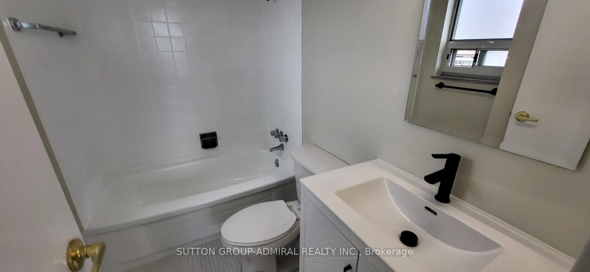 Photo 20 of Unit 1409, 130 Neptune Drive, Toronto, Englemount-Lawrence — HOMEH
